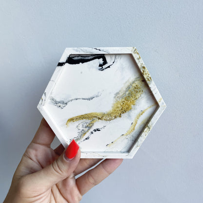 Silikonform zum Gießen von Formteilen aus Jesmonite, Keraflott und Raysin.